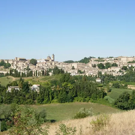 Porta Santa Lucia Frühstückspension Urbino