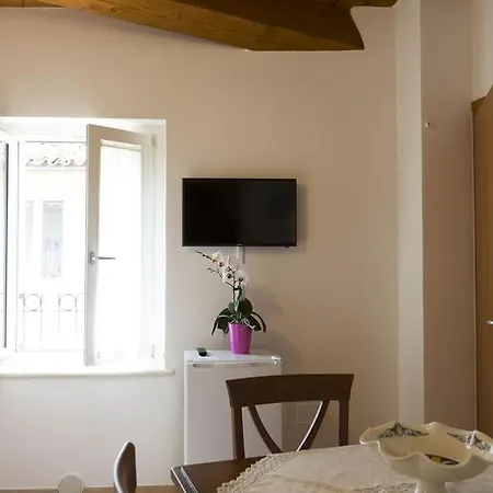 Bed & Breakfast Porta Santa Lucia *