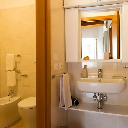 Porta Santa Lucia Bed & Breakfast *